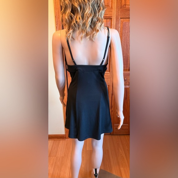 Tommy Jeans Badge Mini Black Dress V-Neck Polyester Spaghetti Straps Medium - Picture 2 of 16